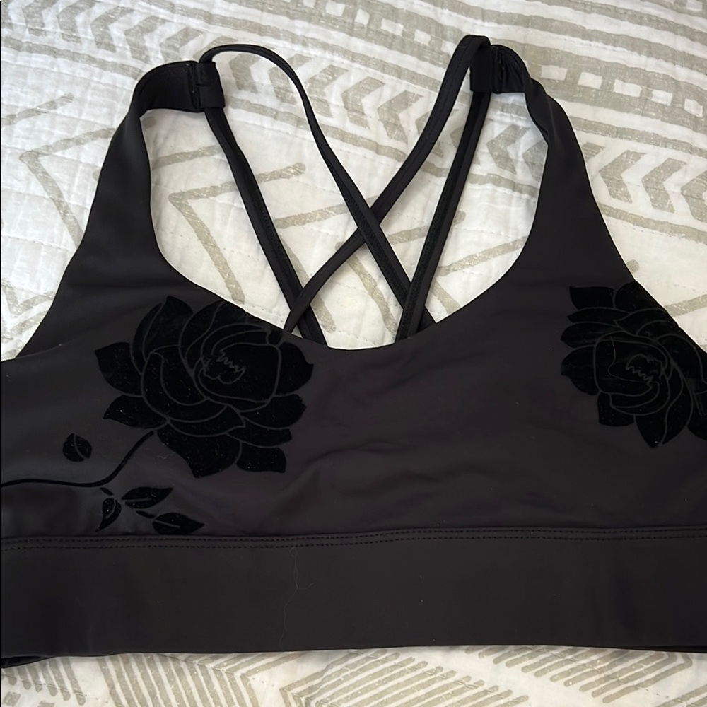 ZYIA Black Velvet Floral Light n Tight Strappy Bra